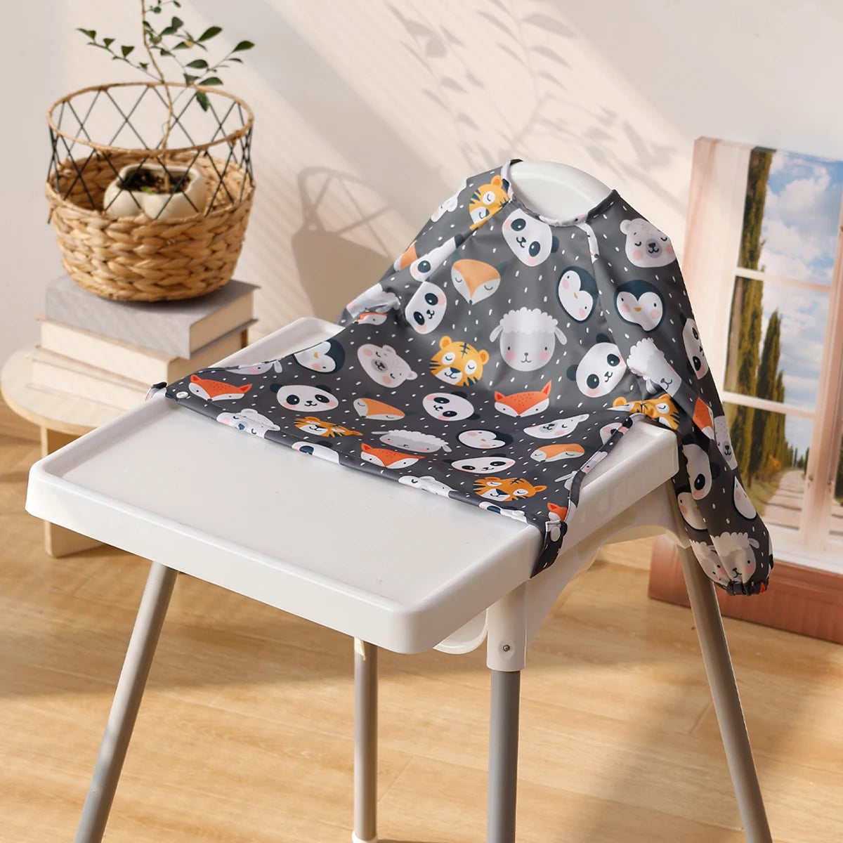 Elinfant New 1 Pc Table Use Polyester Waterproof Fashion Printed Snap Buttons Design Long Sleeve Mess Proof Baby Feeding Bib