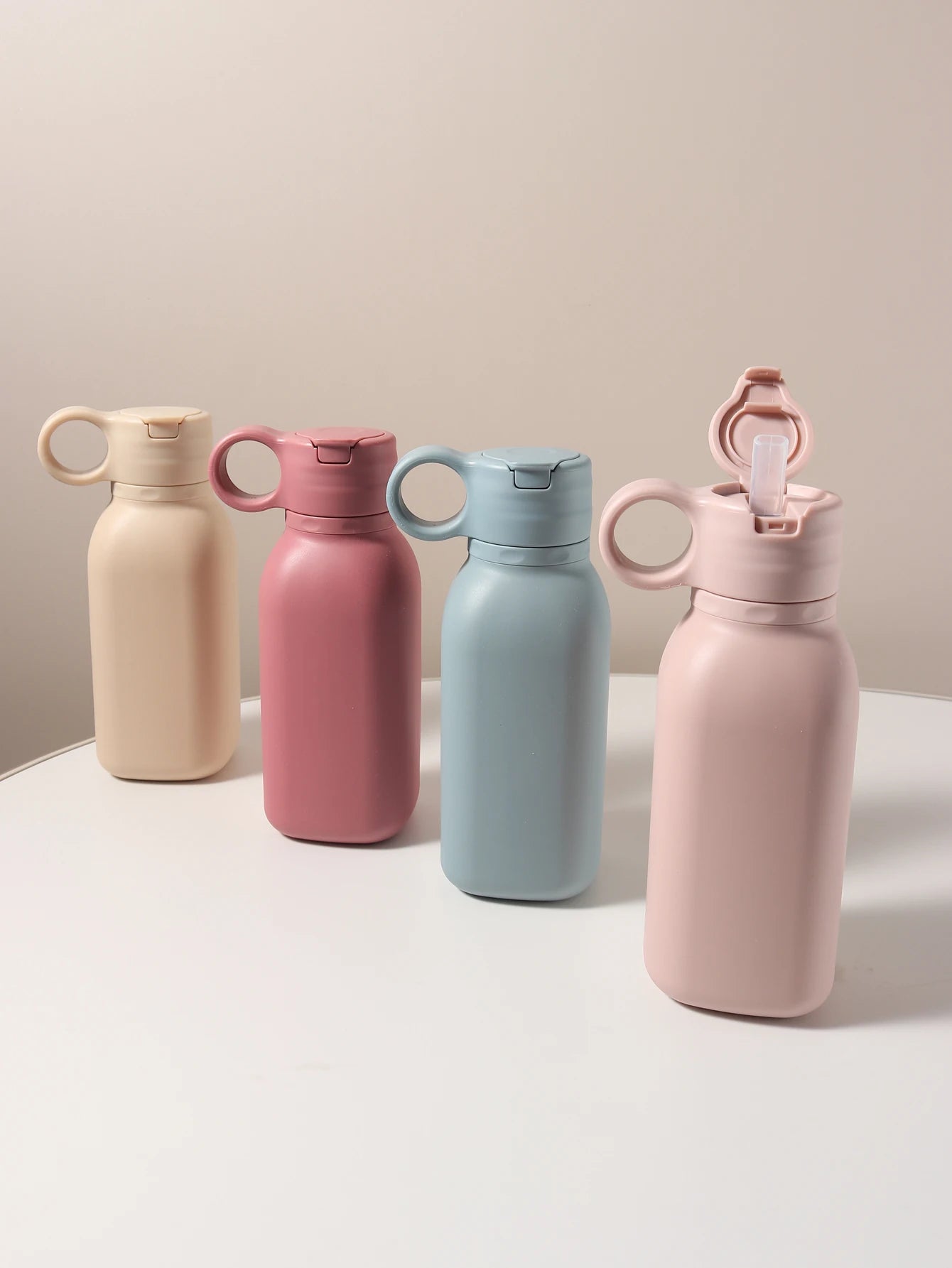 1 pc 450ml Baby Sippy Cup Silicone Flip Lid Water Bottle  Portable Toddler Sports baby tableware