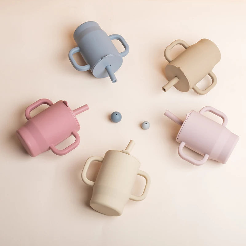 180ml Food-Grade Silicone Baby Learning Drinking Cup with Straw and Double Handles, Baby Training Drinking Cup