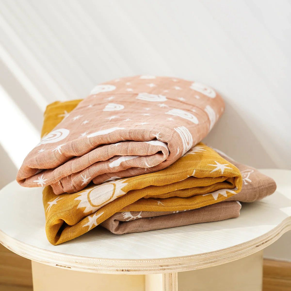 120x110cm 2 Layers Baby Muslin Swaddle Blanket  Skin-Friendly Cute Print Baby Towel Wrap Bamboo Cotton Blanket