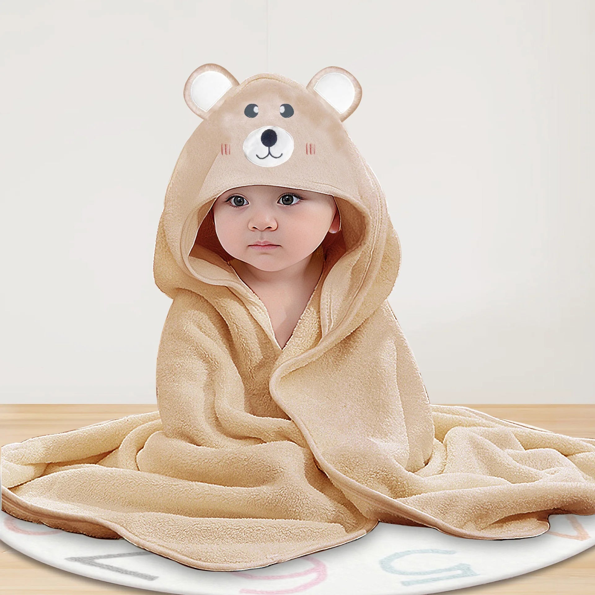 Cute Cartoon Hooded Coral Fleece Baby Towel Newborn Swaddle Hug Quilt Bath Towel for Infants Soft Comfortable New Baby Gift